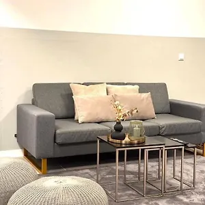 Quartier No.9 Apartment
